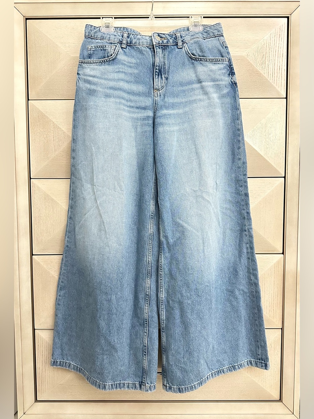 Zara Blue Faded Wash Wide-Leg Denim Jeans - Size 8